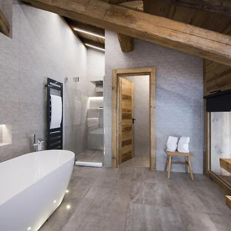Alpenglow Chalet -